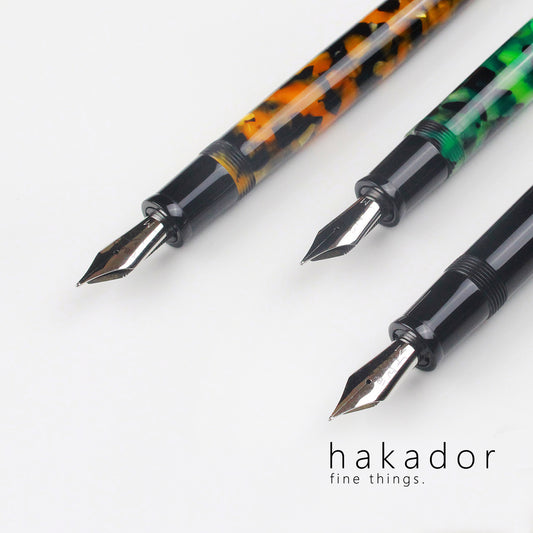 Kostenlose Schreibinstrumente-Wallpaper bei Hakador.