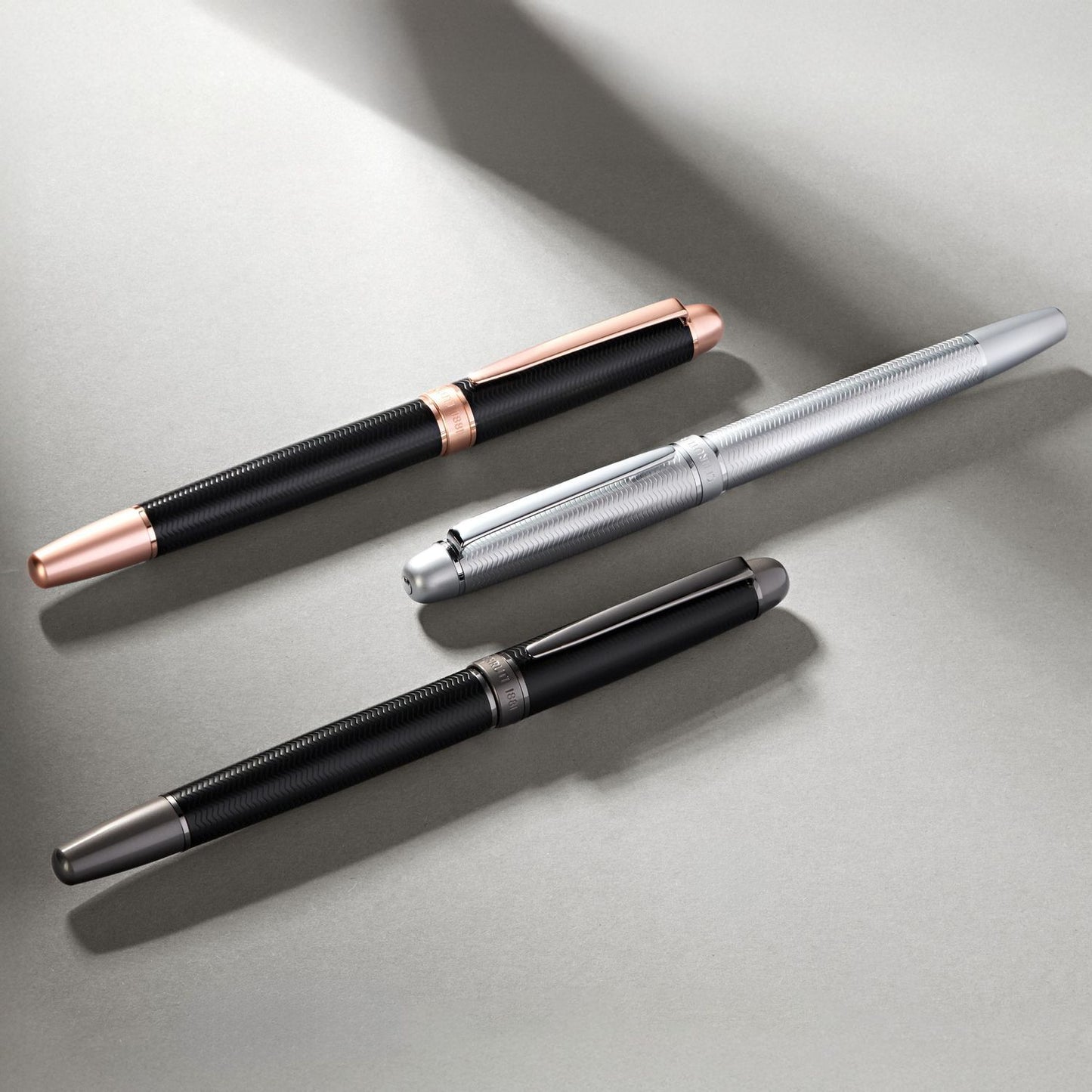 Cerruti 1881 Füllfederhalter Holborn Chrome