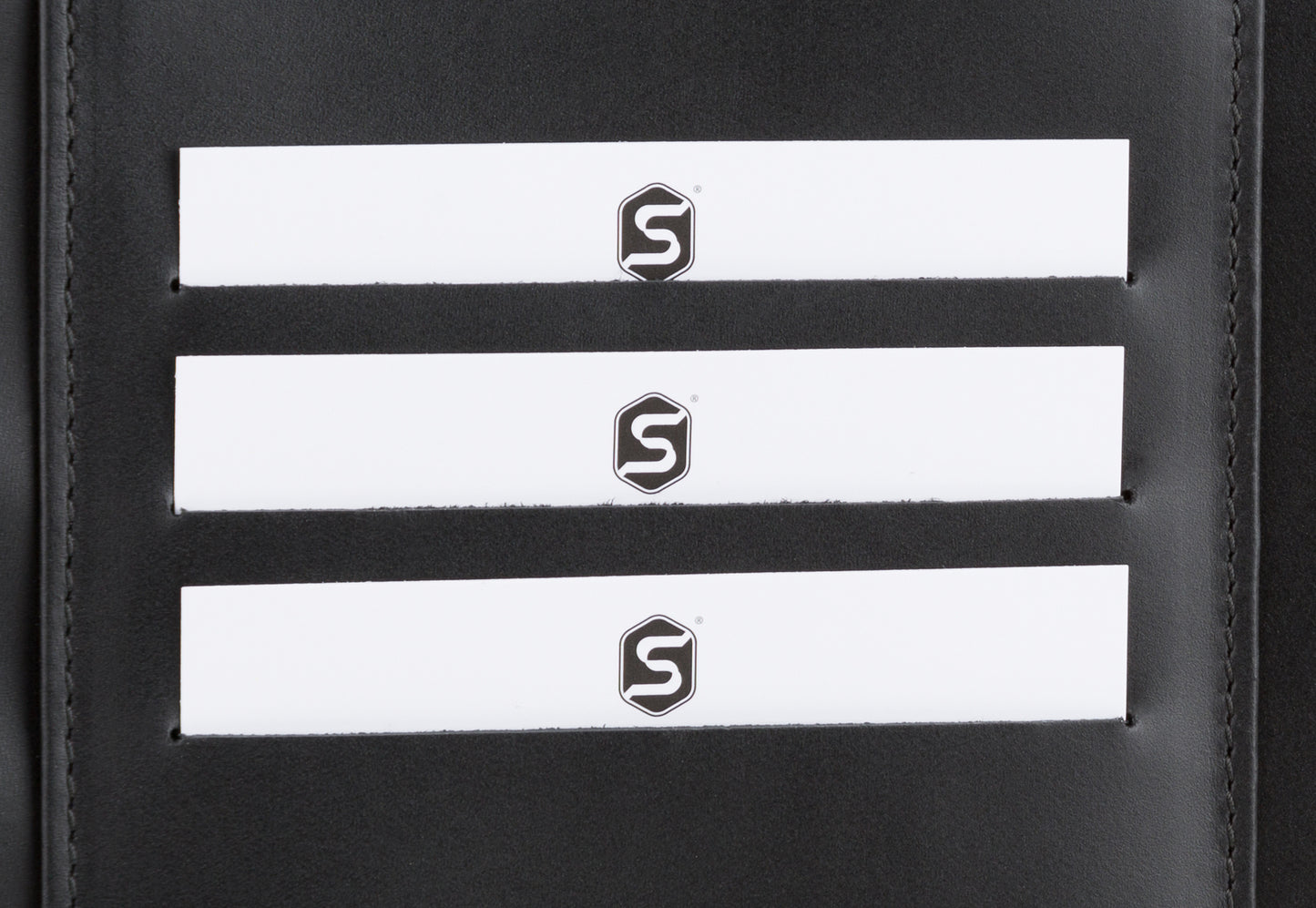 Sebastian Sturm Schreibmappe MARCO A4 | Echtes Holz Räuchereiche und schwarzes Leder