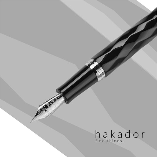 Der edle Füller Brenta von Montegrappa überzeugt durch ein gelungenes Design im Vintage-Look.