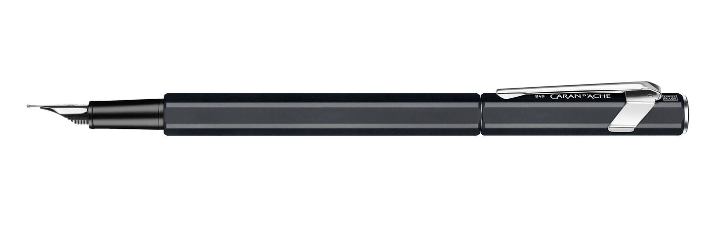 Caran d'Ache Füllfederhalter 849 Schwarz