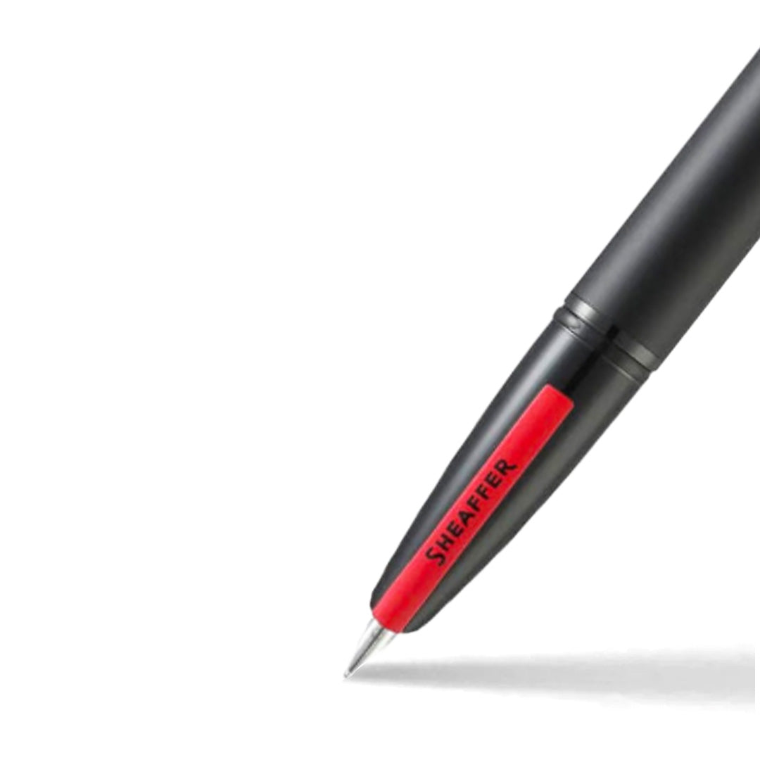 Sheaffer Füllfederhalter Icon mattschwarz mit roten PVD-Beschlägen