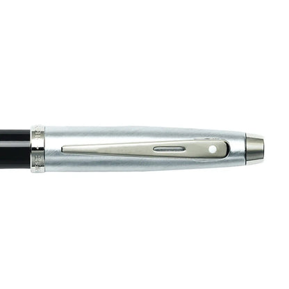 Sheaffer Tintenroller 100 schwarzer Schaft mit verchromter Kappe und Griffstück