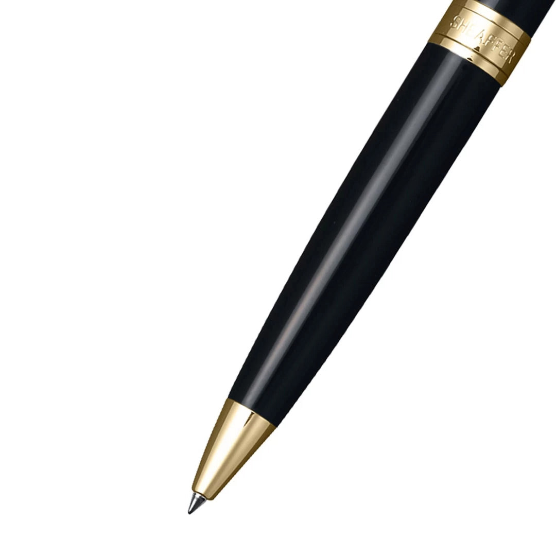 Sheaffer Kugelschreiber 300 schwarzer Schaft mit goldfarbenen Beschlägen