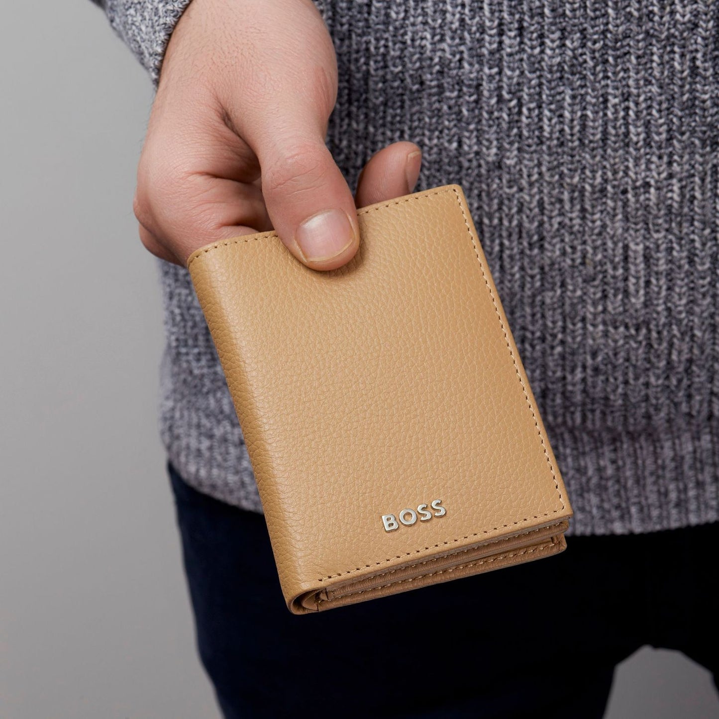 Hugo Boss Trifold Kartenhalter Classic Grained Camel