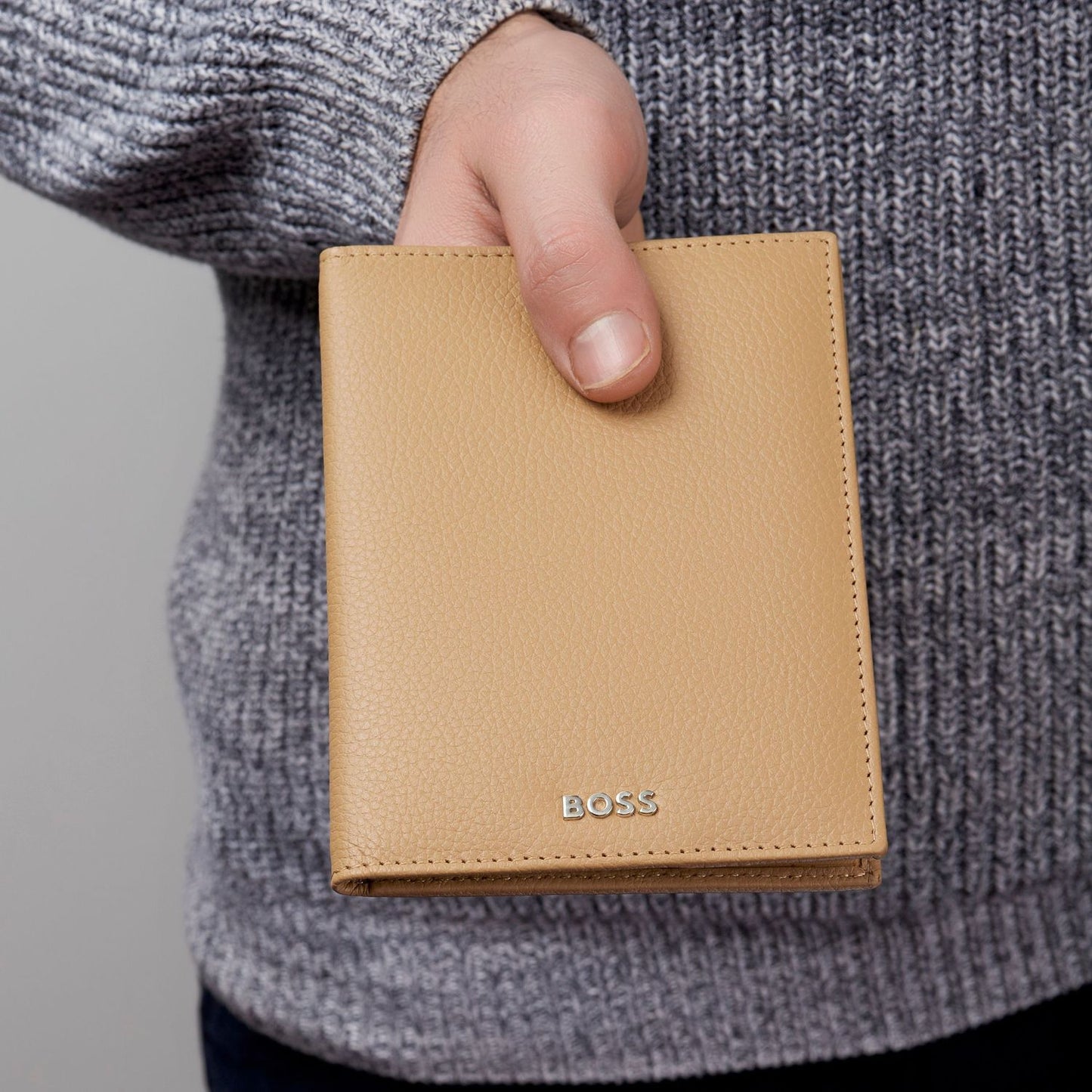 Hugo Boss Reisebrieftasche Classic Grained Camel
