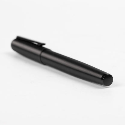 Hugo Boss Füllfederhalter Label Black