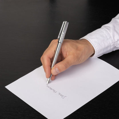 Hugo Boss Füllfederhalter Label Chrome