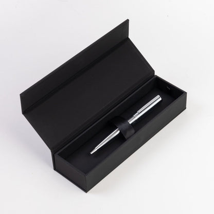 Hugo Boss Kugelschreiber Label Chrome