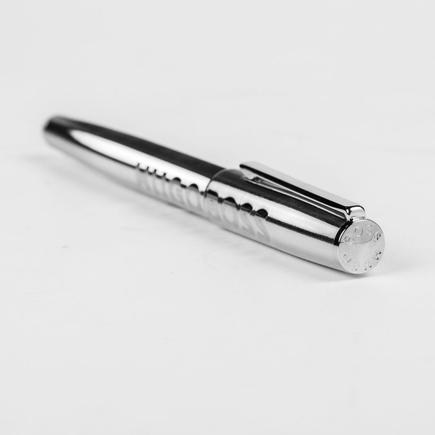 Hugo Boss Tintenroller Label Chrome
