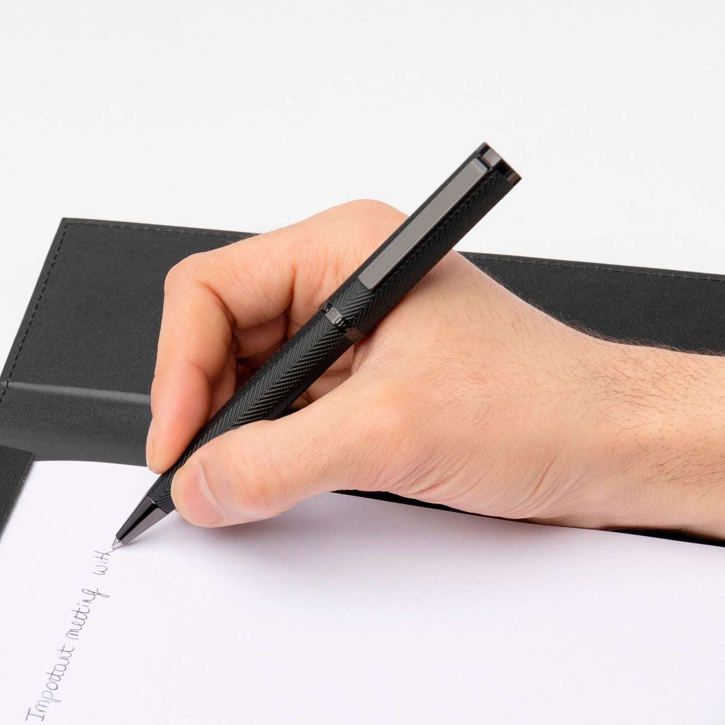 Hugo Boss Füllfederhalter Formation Herringbone Gun