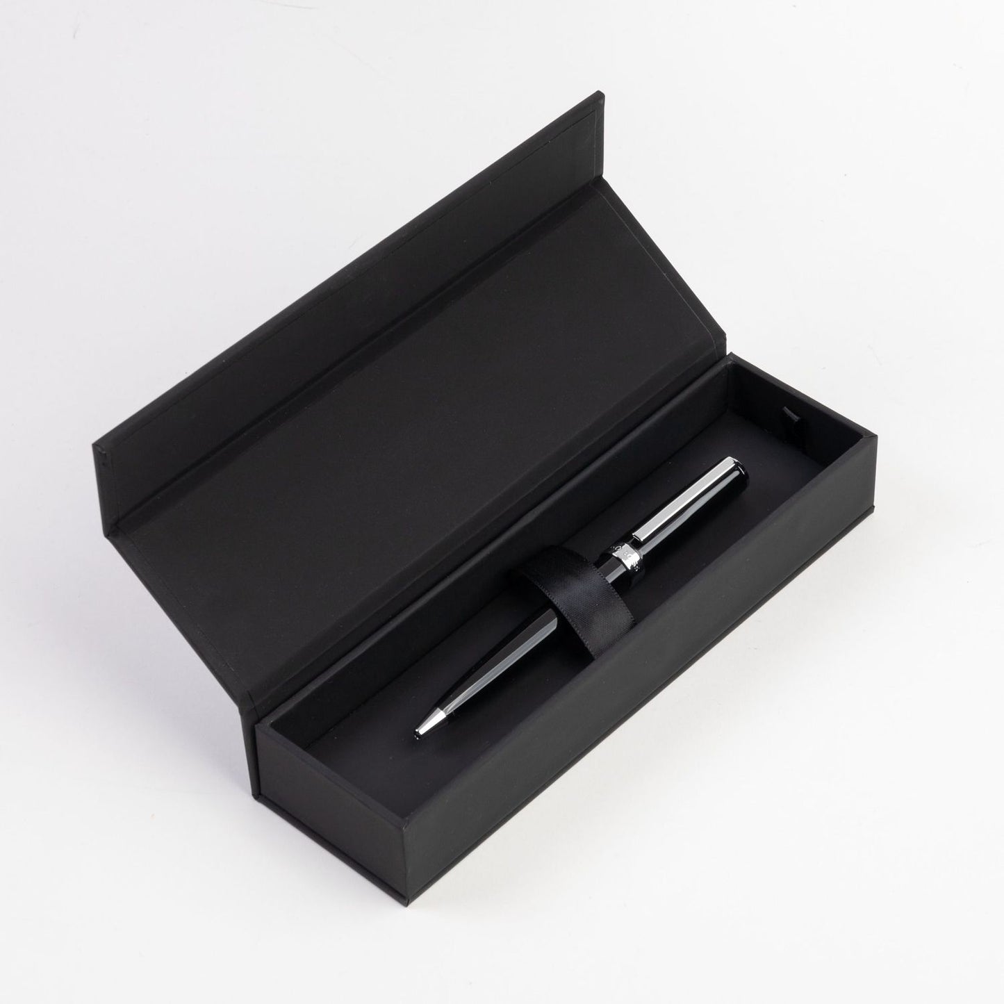 Hugo Boss Kugelschreiber Gear Icon Black