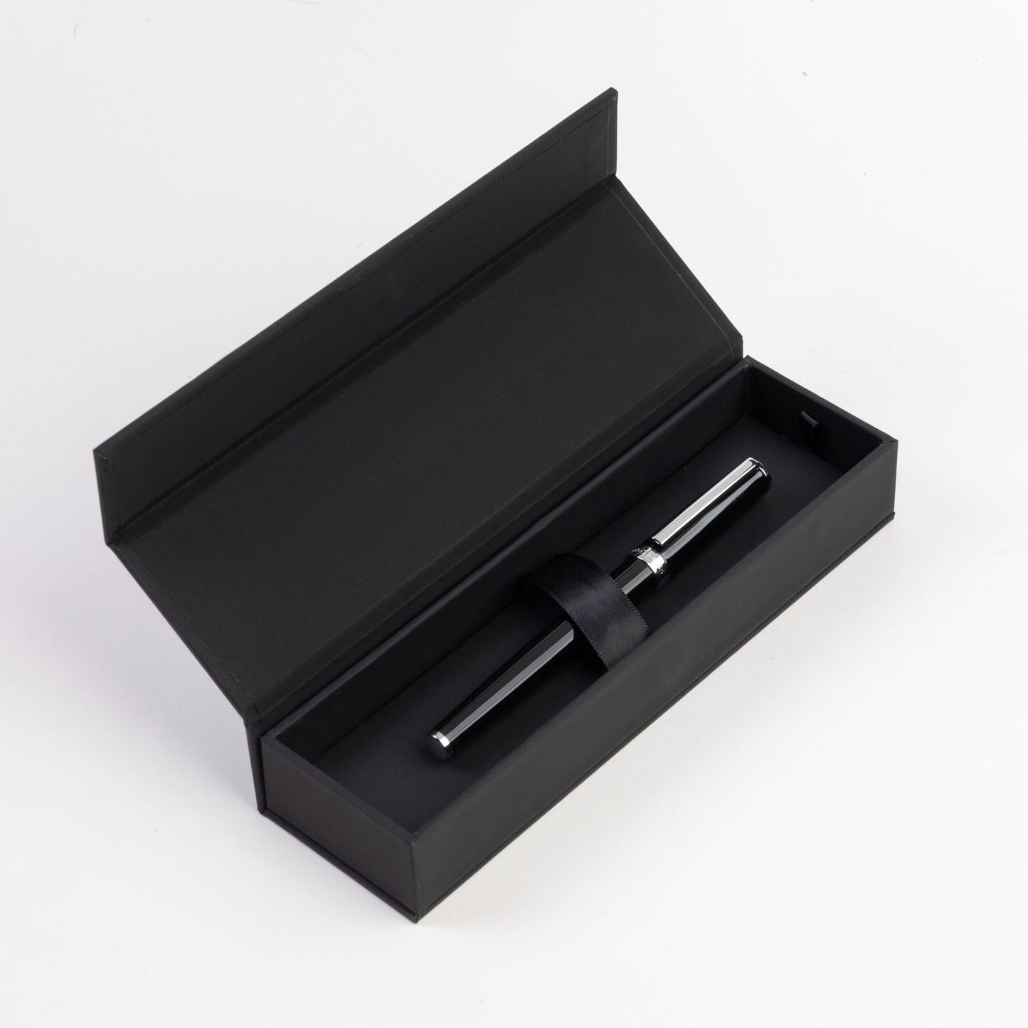 Hugo Boss Tintenroller Gear Icon Black