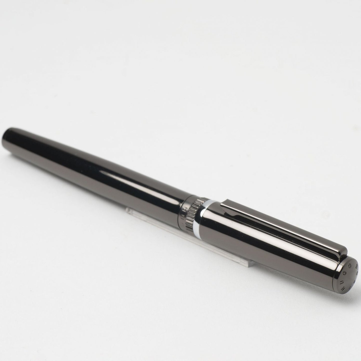 Hugo Boss Tintenroller Gear Metal Dark Chrome
