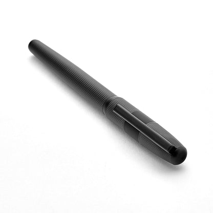 Hugo Boss Füllfederhalter Grid Black