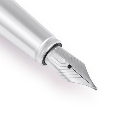 Hugo Boss Füllfederhalter Nexus Chrome ( Limited Edition)