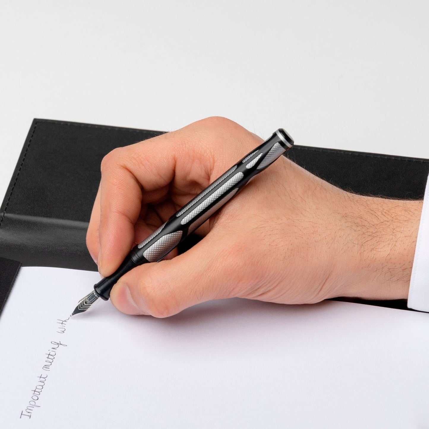 Hugo Boss Füllfederhalter Craft Chrome