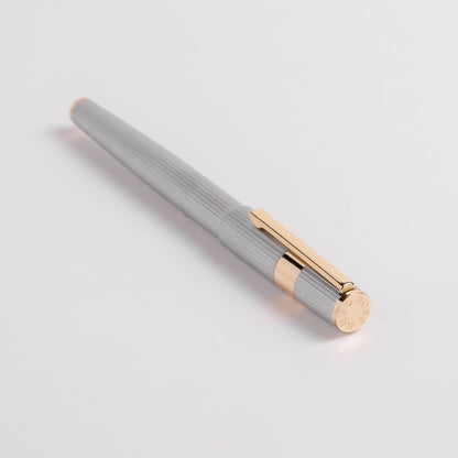 Hugo Boss Füllfederhalter Gear Pinstripe Silver / Gold