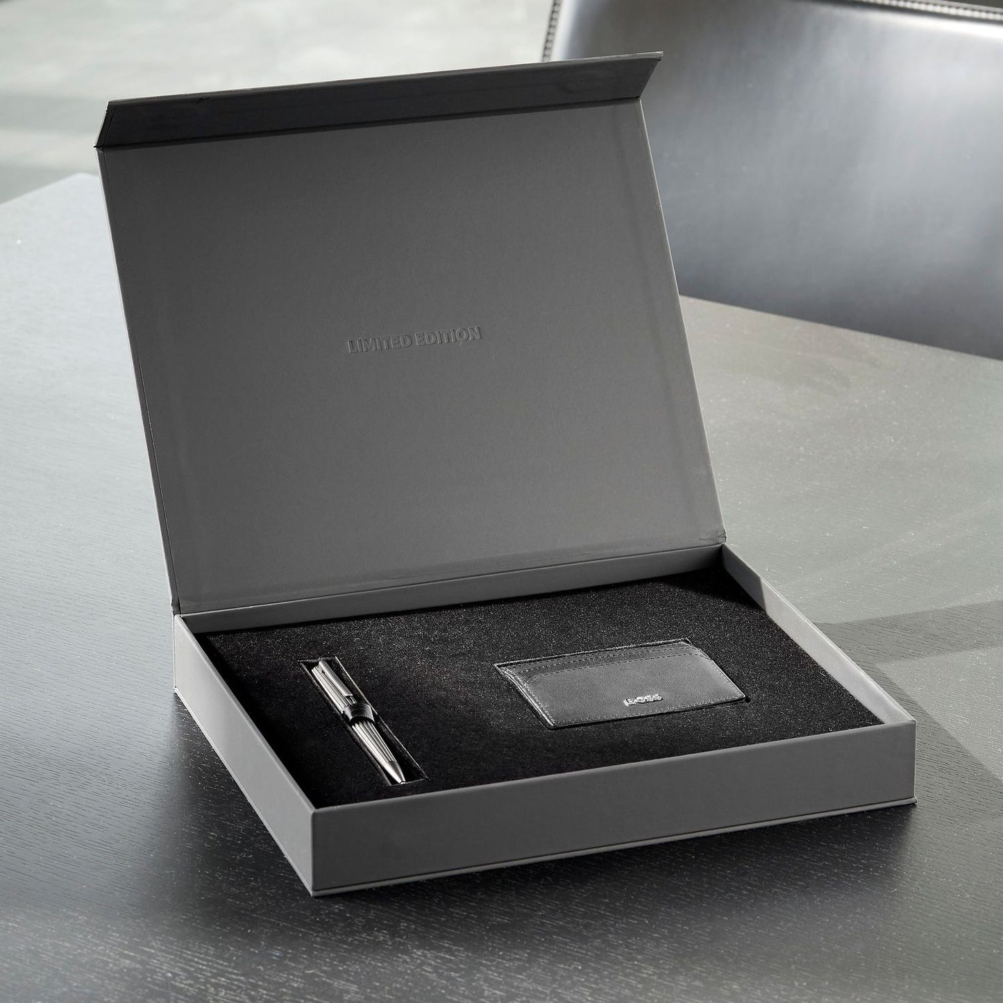 Hugo Boss Kugelschreiber Nitor Gun Limited Edition