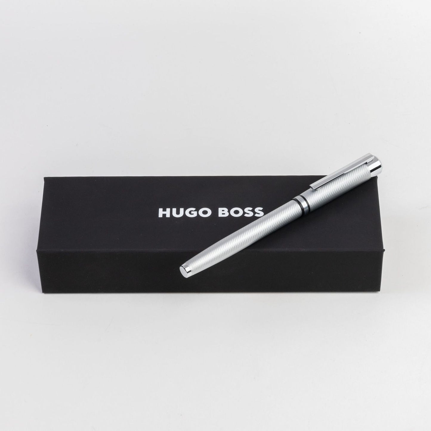 Hugo Boss Füllfederhalter Filament Chrome