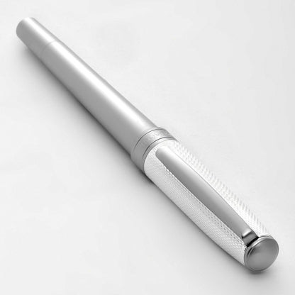 Hugo Boss Füllfederhalter Essential Metal Silver