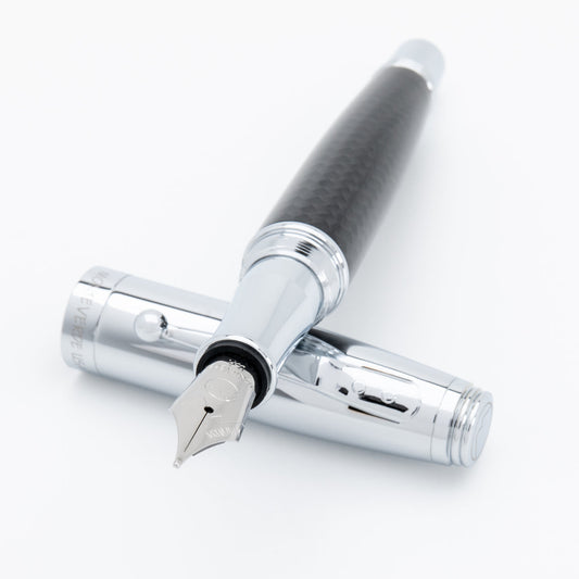 Monteverde Füllfederhalter INVINCIA Chrome Carbon Fiber