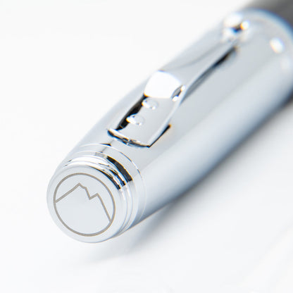 Monteverde Füllfederhalter INVINCIA Chrome Carbon Fiber