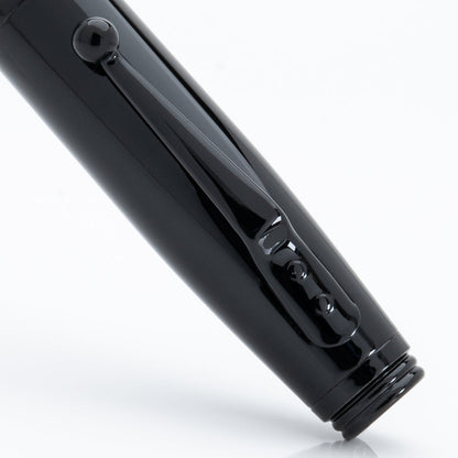 Monteverde Füllfederhalter INVINCIA Stealth Black