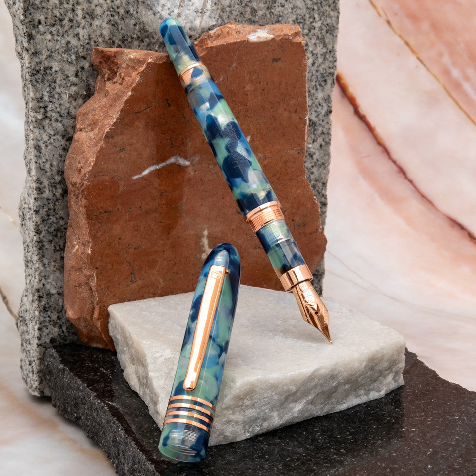 Monteverde Füllfederhalter Mountains of The World Blue