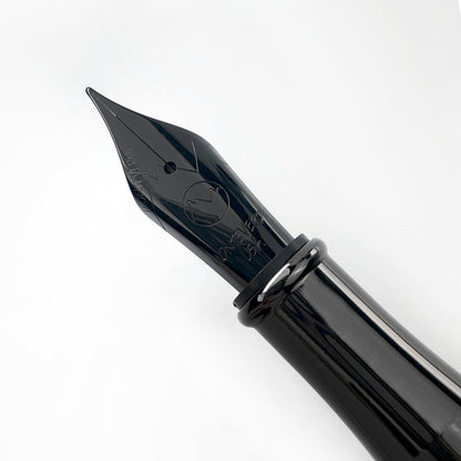 Monteverde Füllfederhalter INVINCIA Vega Starlight Blue