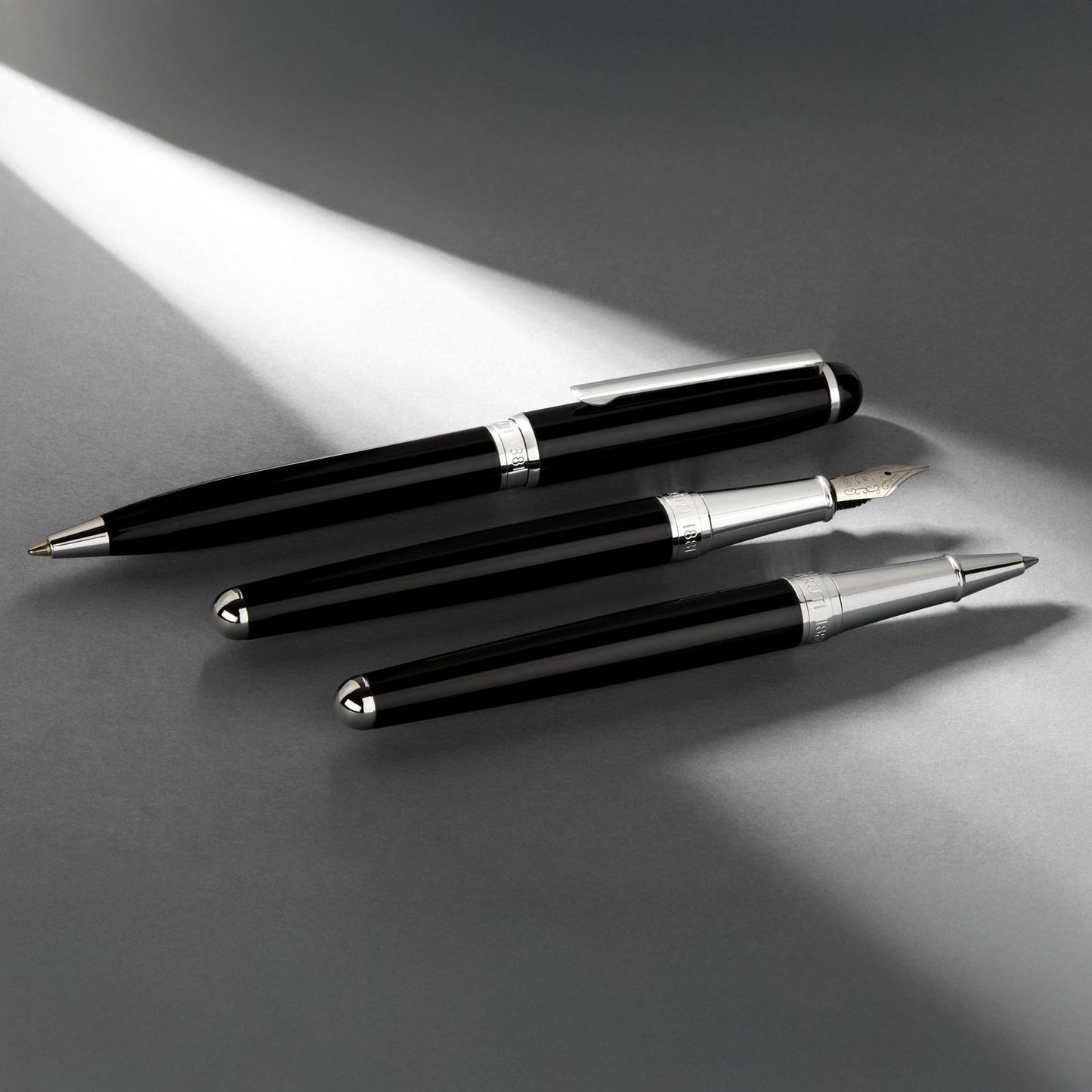 Cerruti 1881 Kugelschreiber Leap Classic Black