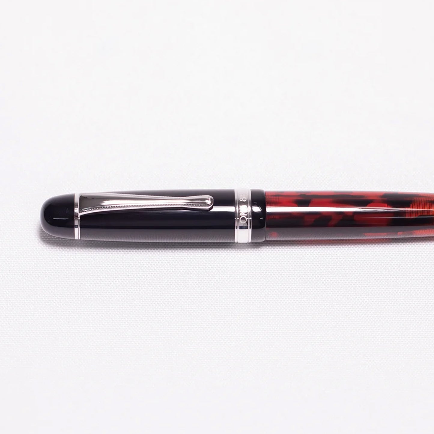 Ein edler Füllfederhalter von Opus 88