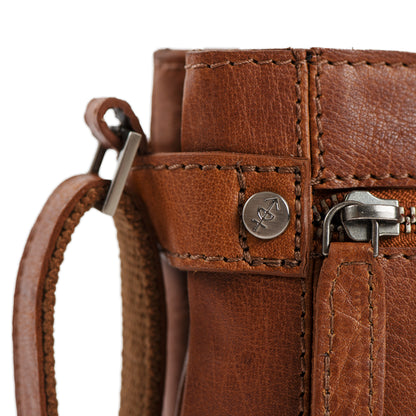 The Chesterfield Brand Umhängetasche LAOS Cognac | Echtes Leder