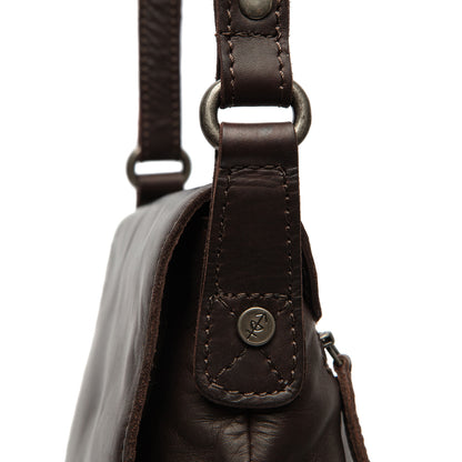 The Chesterfield Brand Umhängetasche MANTA Braun | Echtes Leder