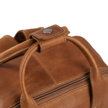 Lade das Bild in den Galerie-Viewer, The Chesterfield Brand Rucksack BELLARY Cognac | Echtes Leder
