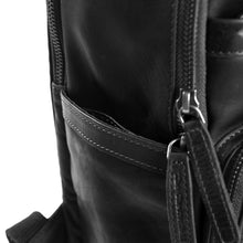 Lade das Bild in den Galerie-Viewer, The Chesterfield Brand Rucksack AUSTIN Schwarz | Echtes Leder
