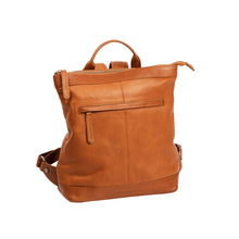 Lade das Bild in den Galerie-Viewer, The Chesterfield Brand Rucksack KOLKATA Cognac | Echtes Leder
