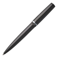 Lade das Bild in den Galerie-Viewer, Hugo Boss Kugelschreiber GEAR METAL Dark Chrome
