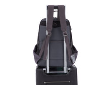 Lade das Bild in den Galerie-Viewer, Scharlau Rucksack TANAMI Black | 100% recycelte PET-Plastikflaschen
