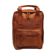 Lade das Bild in den Galerie-Viewer, Bear Design Rucksack MAJA Mini Cognac | Echtes Leder
