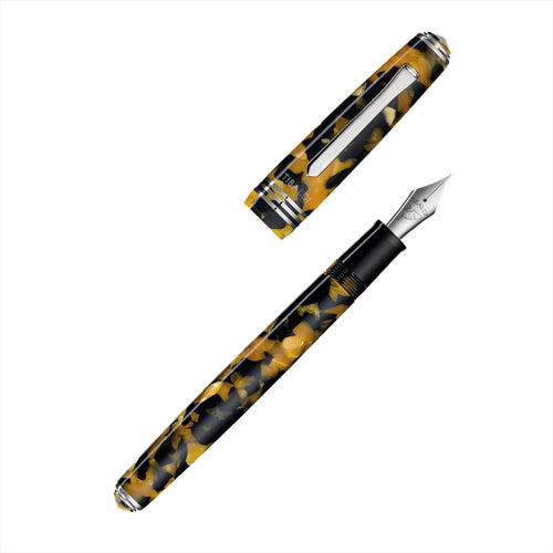 Der TIBALDI N.60 Amber Yellow ist ein Füllfederhalter mit einzigartigem und edlen Charakter.