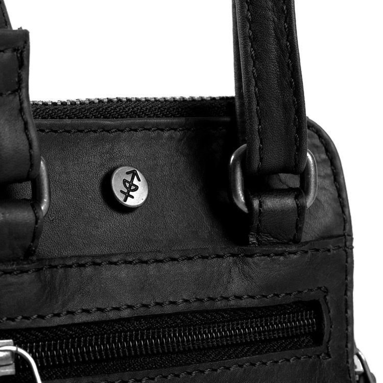The Chesterfield Brand Umhängetasche MAYA Schwarz | Echtes Leder