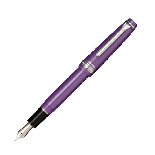 Ein hochwertiger und edler Füllfederhalter in violetter Farbgestaltung.