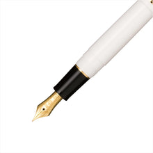 Lade das Bild in den Galerie-Viewer, Sailor Füllfederhalter PROFESSIONAL GEAR SLIM White Gold
